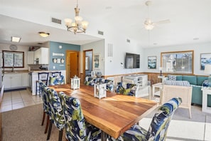 Dining - Pet Friendly, Hot Tub, Private Pool! Oceanside, Gameroom with Foosball Table (Corolla)