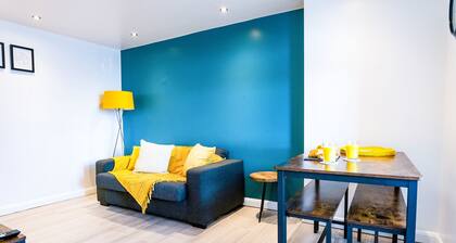 Perfect flat for the beach and town centre