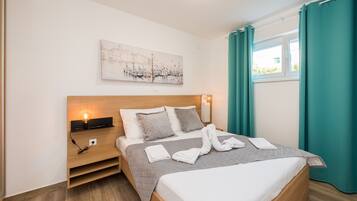 2 Schlafzimmer, Zimmersafe, Bügeleisen/Bügelbrett, kostenloses WLAN