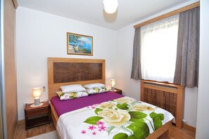 Apartamento luxo, 1 quarto, vista para o mar | Individualmente decorados, individualmente mobiliados, escrivaninha