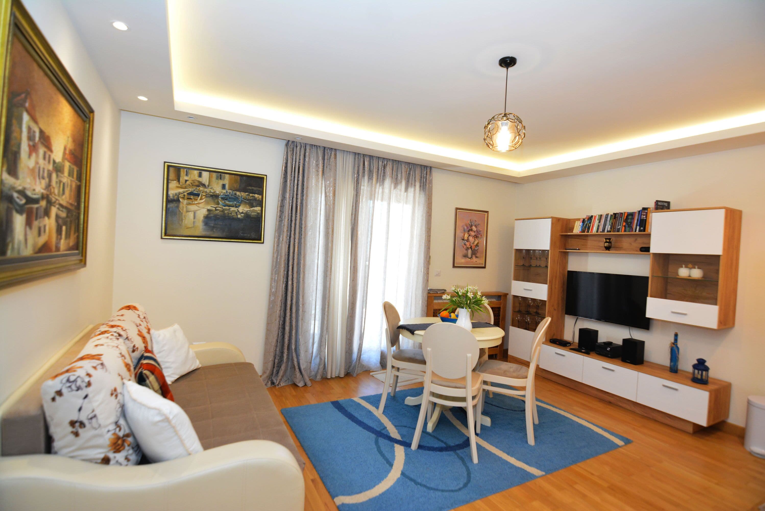 Departamento Deluxe, 1 habitación, vista al mar | Decoración personalizada, muebles diferentes y escritorio 