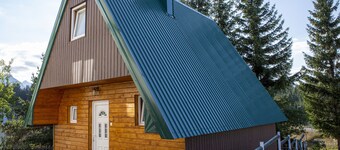 Cheerful Holiday Home Ideal For 6 People