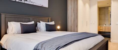 1 chambre, fer et planche à repasser, Wi-Fi gratuit, draps fournis