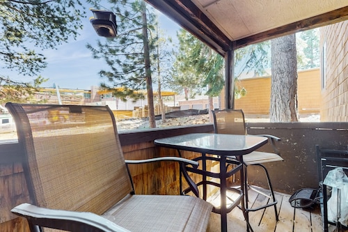 Dog-friendly, ski-in/ski-out Condo with deck