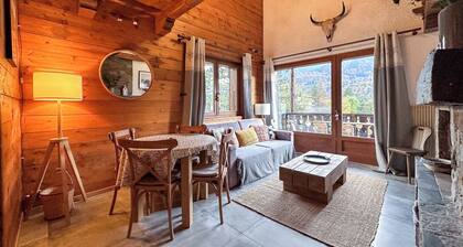 Charming 3 Bedroom Alpine Apartment. Central location and with beautiful views