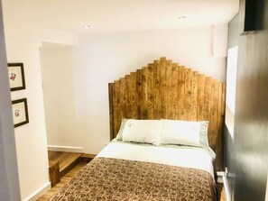 Apartment, Ensuite (Lower Ground ) | 1 bedroom - Westbank Apartment (Torquay)