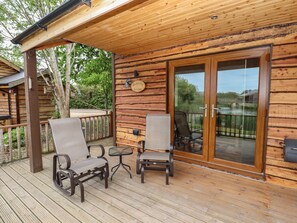 Cottage | Balcony - Butterfly Lodge (Lincoln)