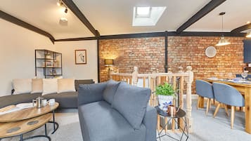 Talo | Oleskelualue | Taulutelevisio