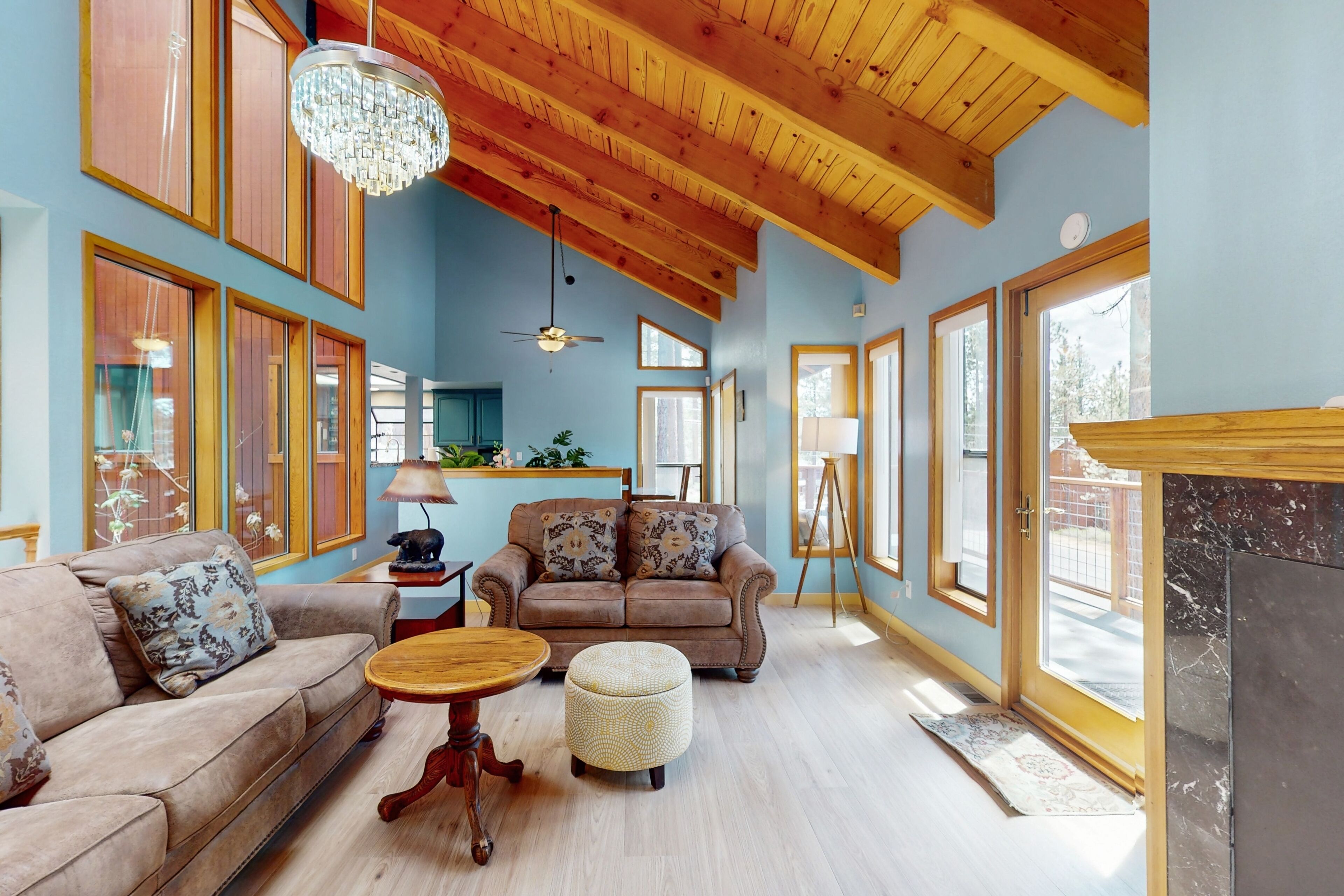 Uniquely designed mtn home with deck, game room, gazebo w/firepit - dog-friendly