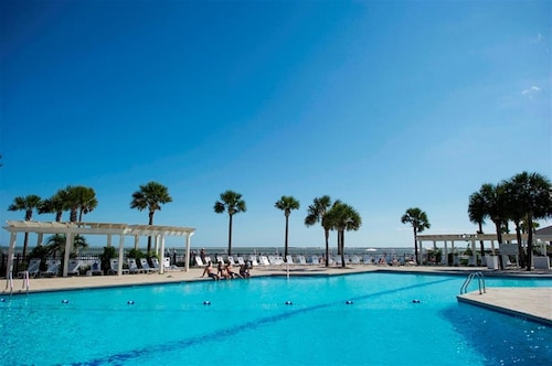 BEST OCEANFRONT & GOLF ON SEABROOK ISLAND!