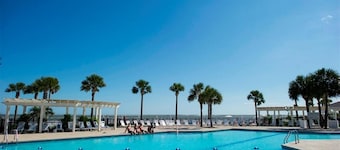BEST OCEANFRONT & GOLF ON SEABROOK ISLAND!