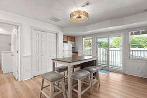 Dining - Rx To Relax: Oceanside, Private Pool, Hot Tub (Duck)
