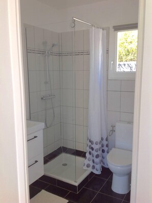 Een douche, een haardroger