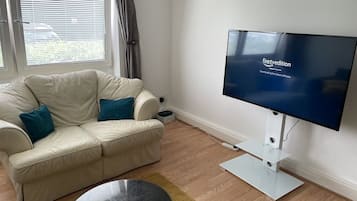 Smart TV, DVD player