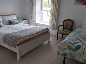 Casa de campo | Decoración personalizada, muebles diferentes y wifi gratis