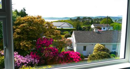 Foxbrae Cottage - a cottage that sleeps 6 guests in 3 bedrooms