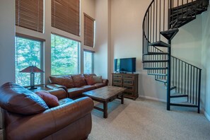 Smart TV, fireplace, table football, ping pong