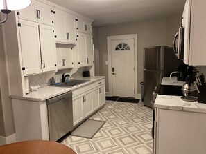 Microwave, dishwasher, coffee/tea maker, high chair