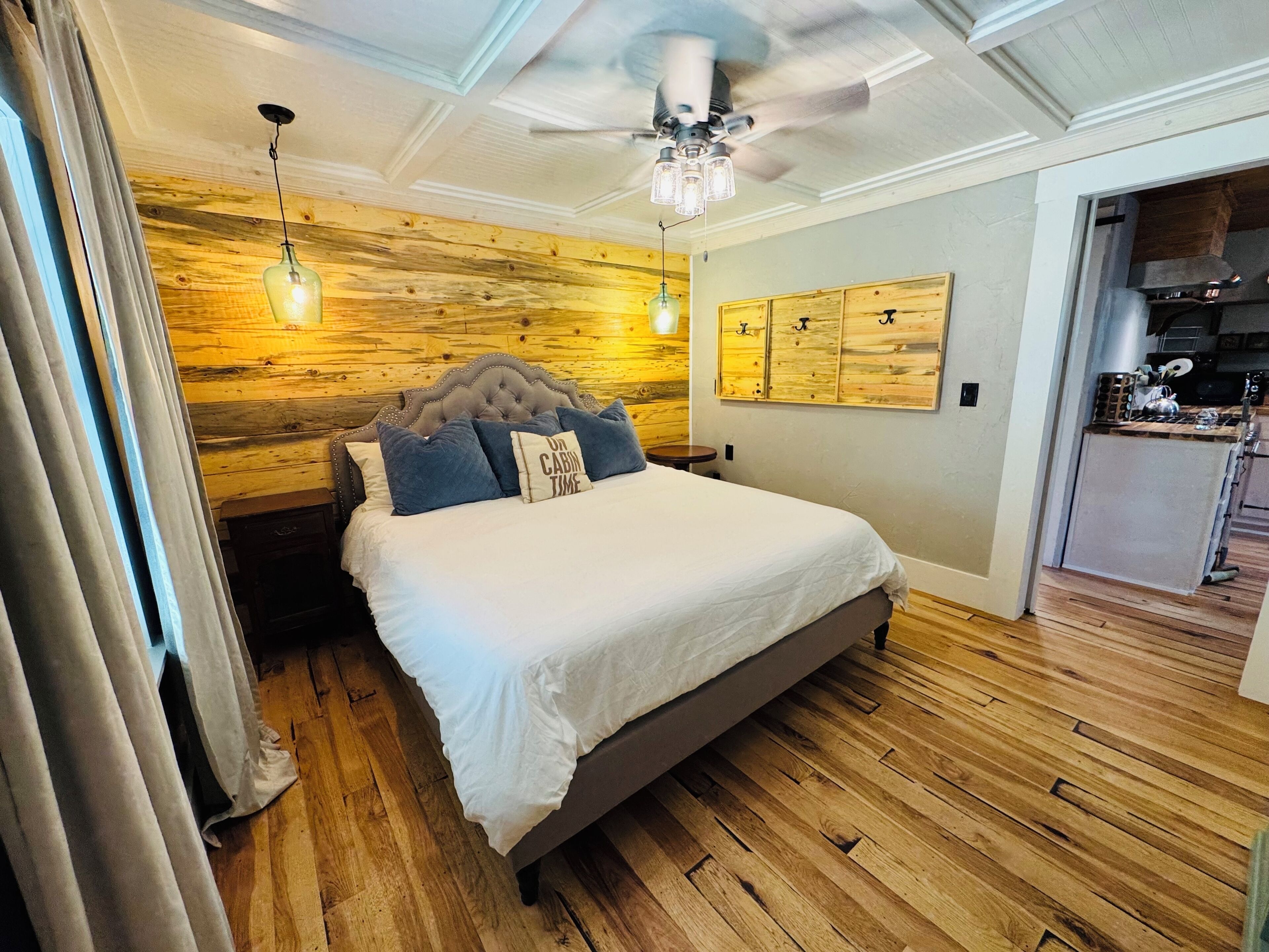 2 Schlafzimmer, Schreibtisch, kostenloses WLAN, Bettwäsche