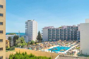 Pool - Santa Marta next to all services and the beach (Benalmadena Costa)