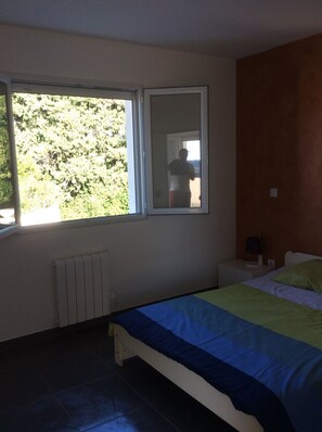 3 chambres, draps fournis