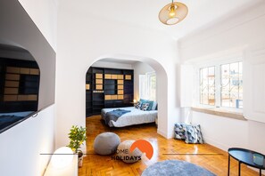 3 habitaciones, tabla de planchar con plancha y wifi gratis