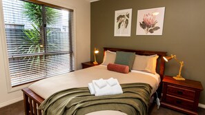 3 habitaciones, cuna de viaje, wifi y ropa de cama