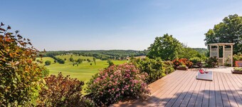 Beautiful New Cottage w/ Endless Hilltop Views