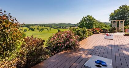 Beautiful New Cottage w/ Endless Hilltop Views