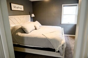 3 bedrooms, free WiFi, bed sheets
