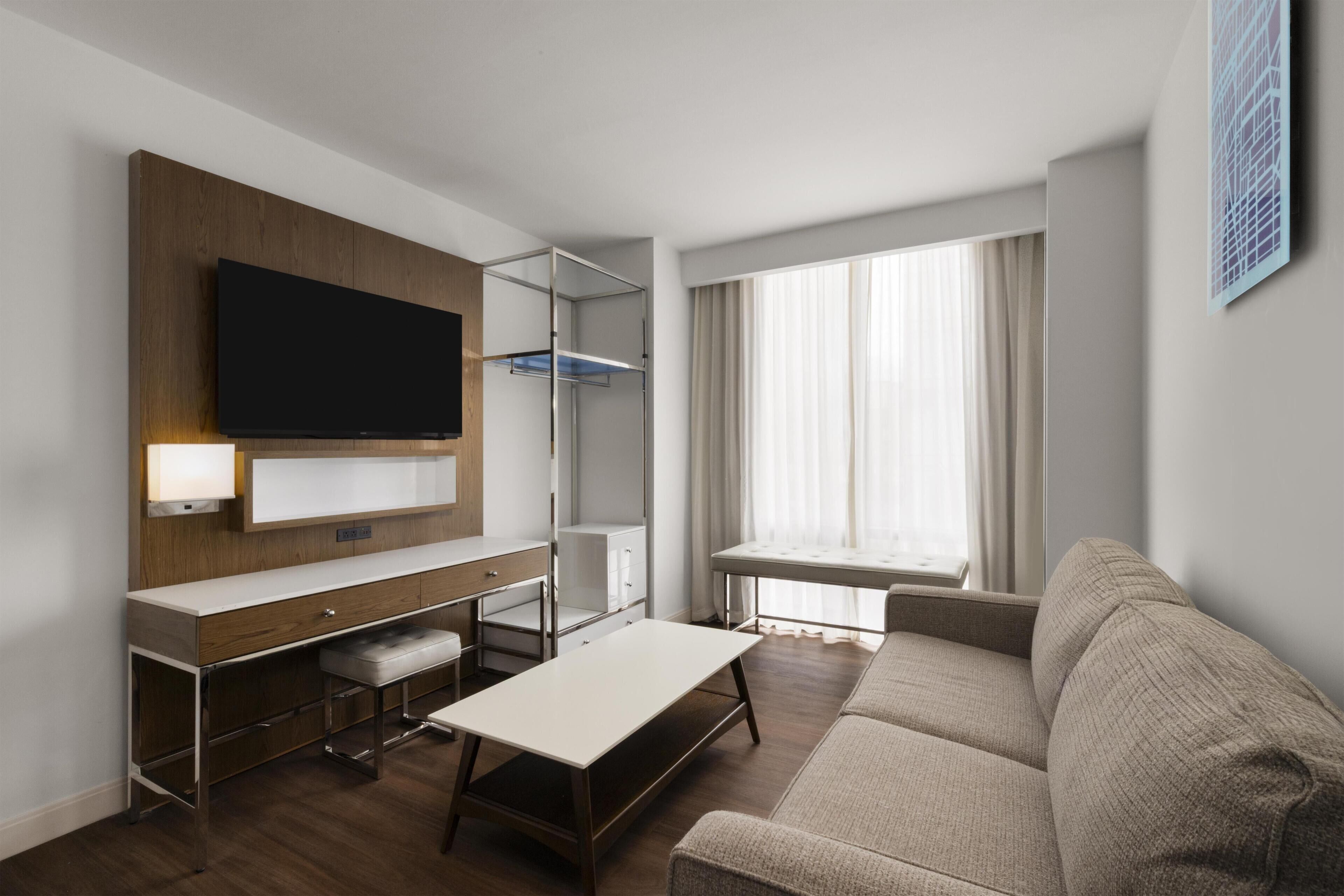 Photo - Best Western Premier Empire State Hotel