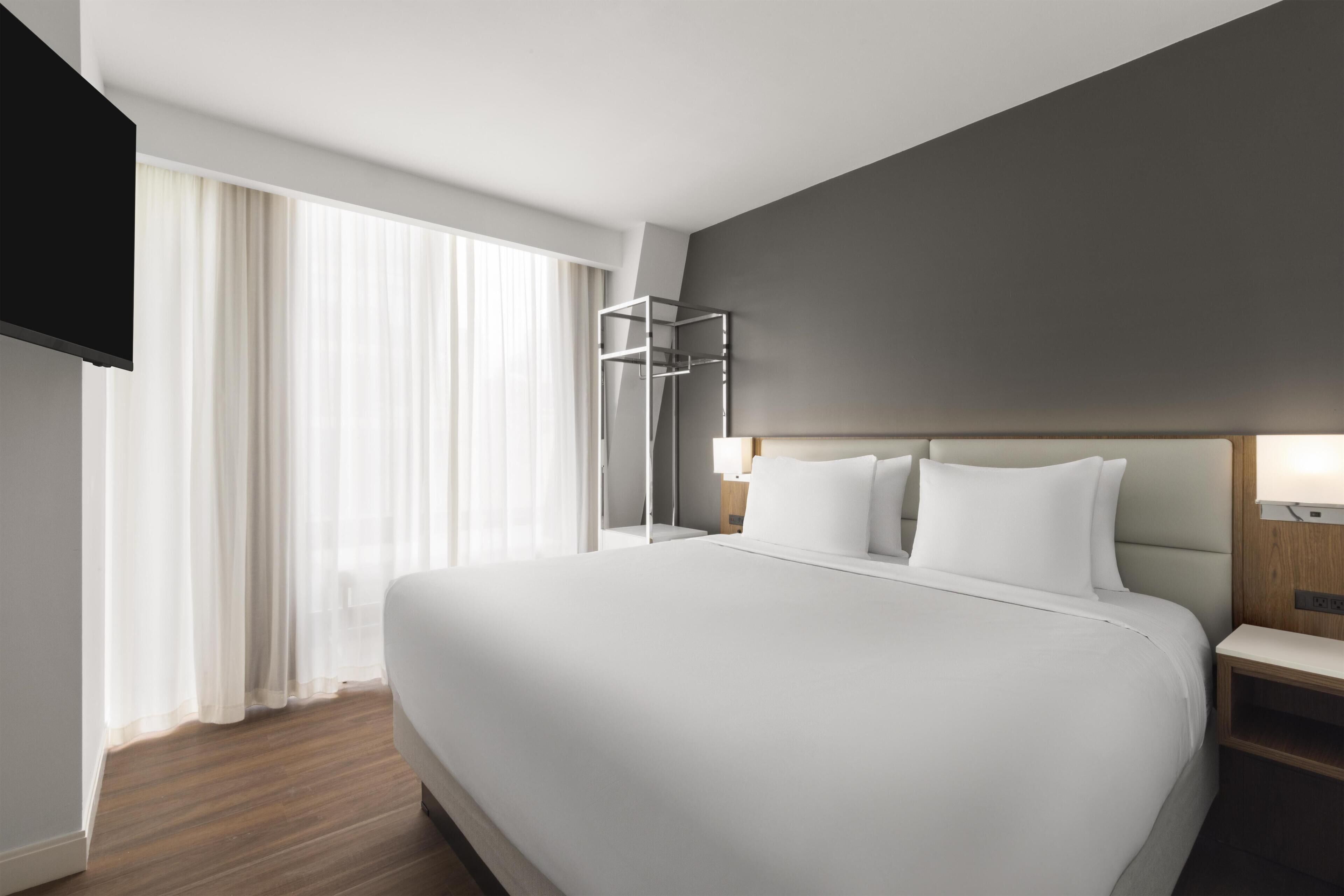 Suite, 1 kingsize bed, toegankelijk voor mindervaliden, kitchenette (with Sofabed) | Gratis wifi, beddengoed