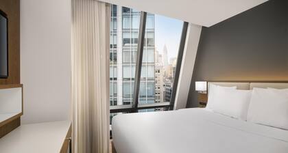 Best Western Premier Empire State Hotel