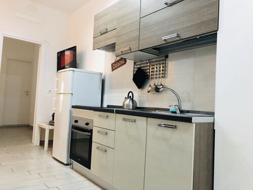 Aydeshouse - Santa Viola