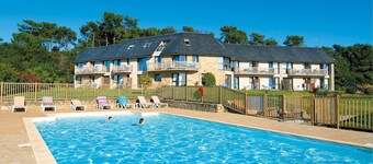 Nice 2 bedroom Duplex  next of Odel Golf course