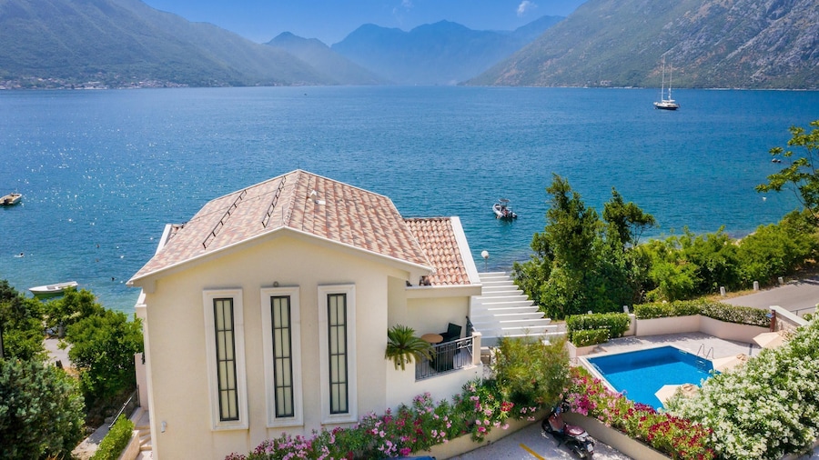 Palazzo del Mare - Essenza