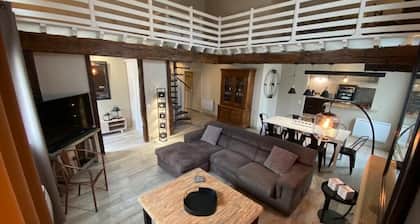 Charmante Maison au Cœur du Prestigieux Vignoble de Pomerol