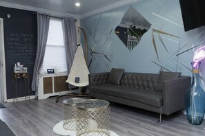 Interior - 3-bedroom vacation home 8 minutes from University of Pennsylvania (Philadelphia)