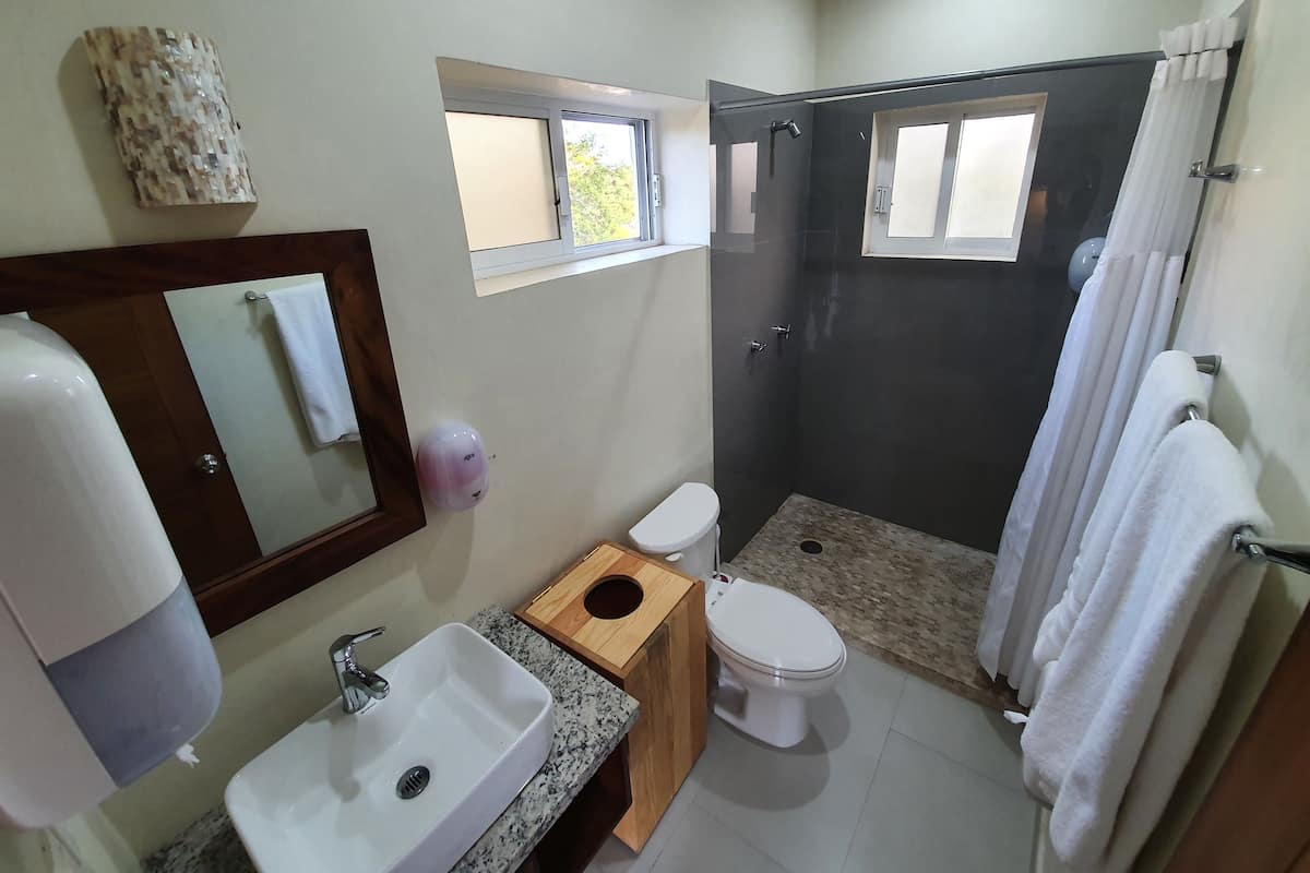 Wi-Fi gratuit, draps fournis