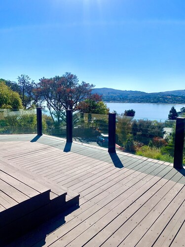 Take in the San Francisco views at this quiet oasis!