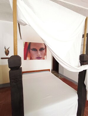 4 Schlafzimmer, Schreibtisch, WLAN, Bettwäsche