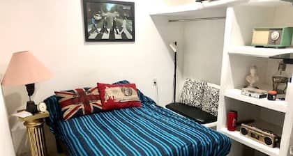 Cosy apartment 10 min from downtown