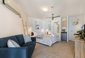 1 bedroom - Coolum Beachside Studio  (Sunshine Coast)