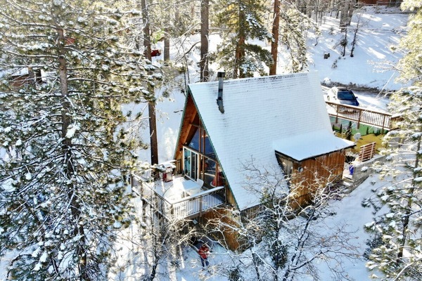Second snow of the season. Picture taken on 12/14/22.
