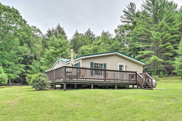 Benezette Vacation Rental | 3BR | 2BA | 1,260 Sq Ft | 1 Story | Steps Required