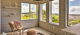Chic Coos Bay Home w/ Pacific Ocean Views!