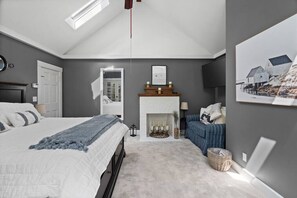 3 多间卧室、熨斗/熨衣板、WiFi、床单