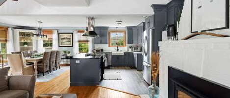 Télévision, cheminée, jeux vidéo