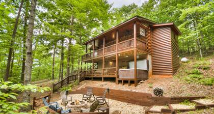 Paradise Escape: Minutes from Blue Ridge, Hot-Tub, 100+ 5-star Reviews!