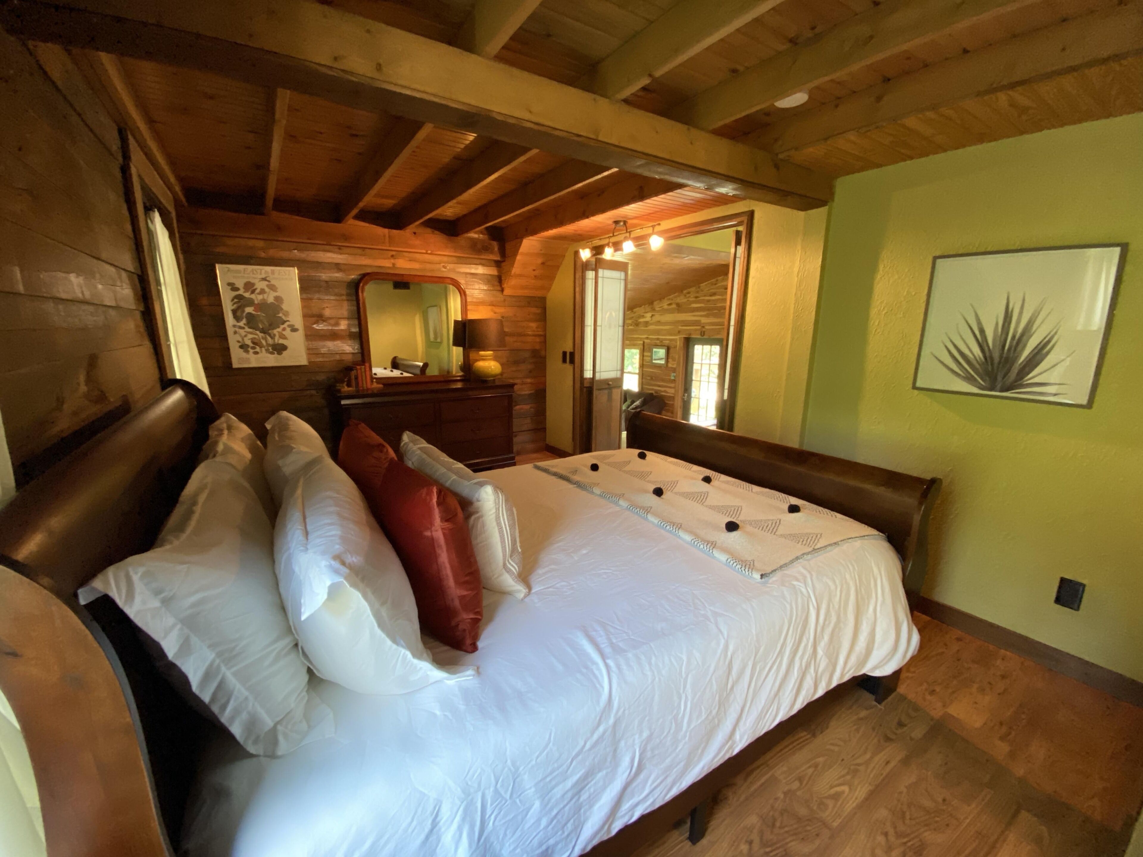 3 Schlafzimmer, Bügeleisen/Bügelbrett, Reisekinderbett, kostenloses WLAN